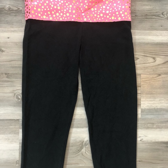 Vintage Pink/ Yoga band capris, size small, EUC from 2012 - Picture 6 of 6